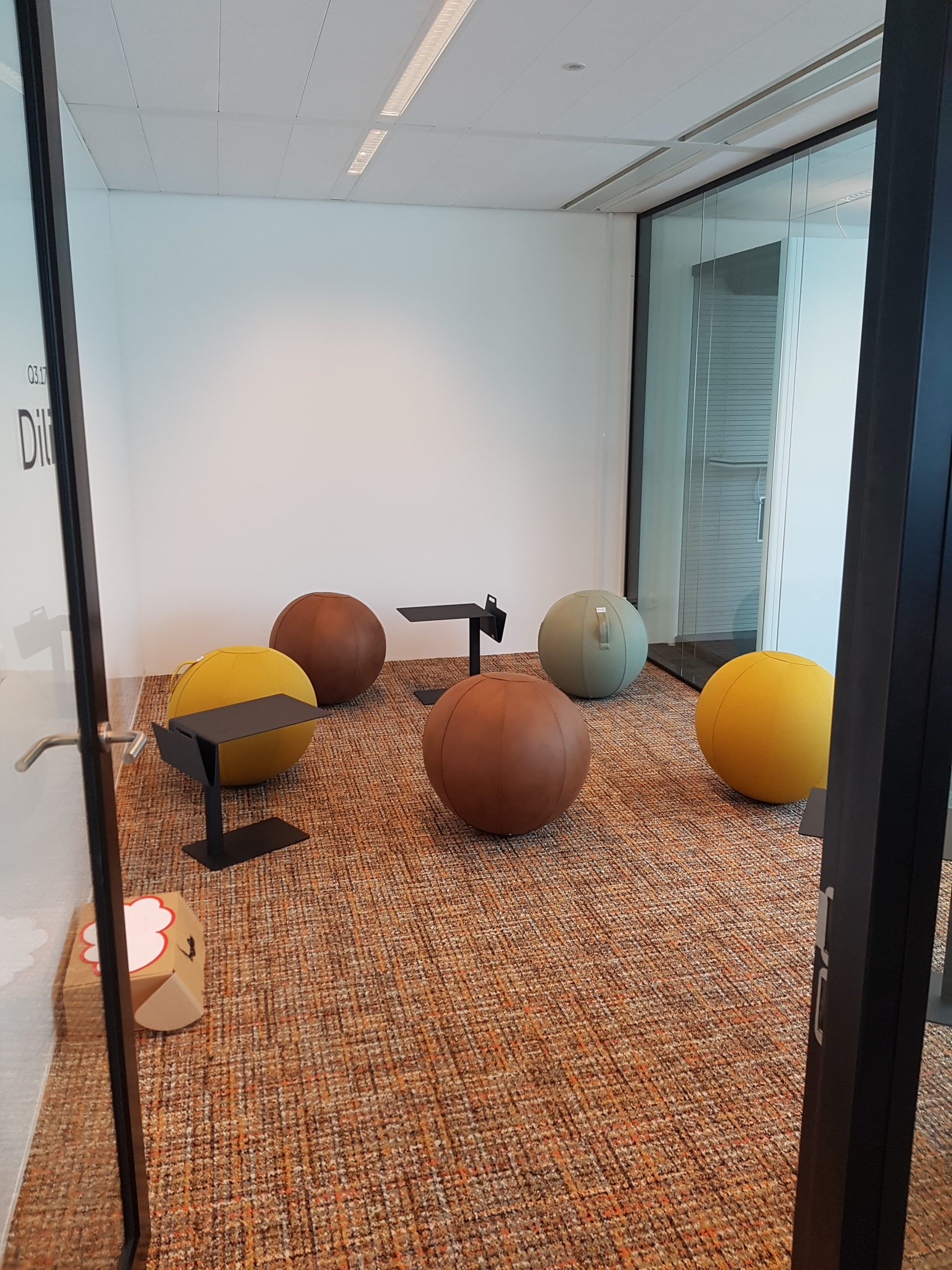 brainstorm zitballen en verplaatsbare tafeltjes